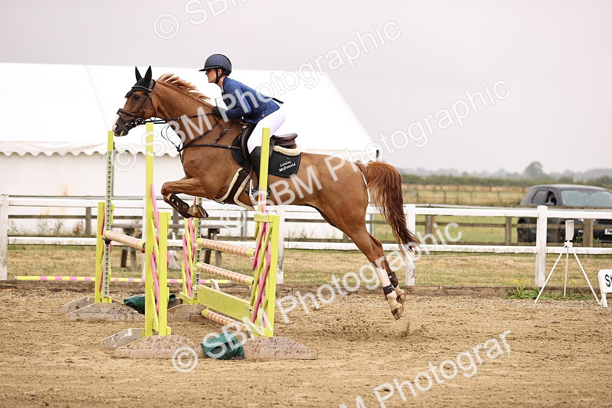 SBM_026548 - Class 12 - Amateur Championship Qualifier 1.05m