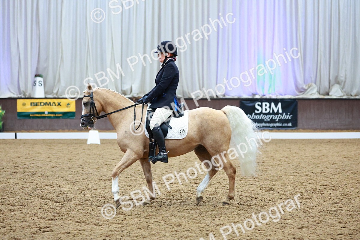 SBM_004296 - Class 12 - E2 Championship - 14.50-15.53