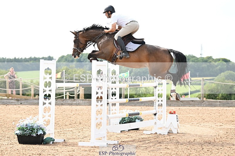 240801A-153700-02605 - Cls 5 National 1.30m Open