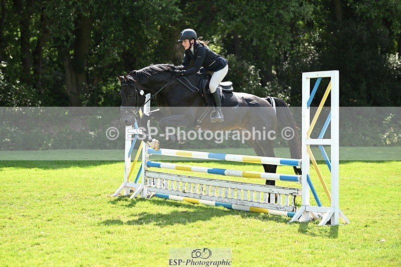 250704A-102729-06976 - Cls 25 Snr British Novice and 90cm