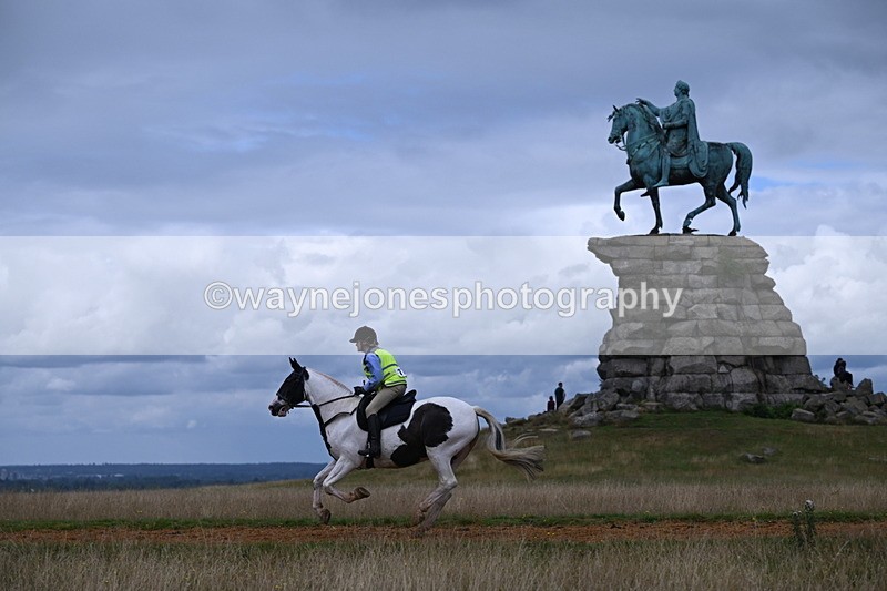 DSC_9087 - Time at Statue 14:33 to 15:10