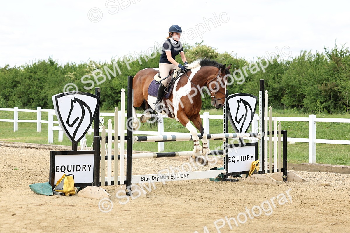 SBM_005282 - Class 18 - Senior 1.05m Open