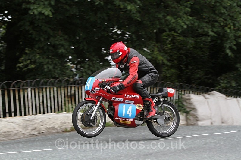 IMG_0285 - 350cc and 250cc Classic TT Race