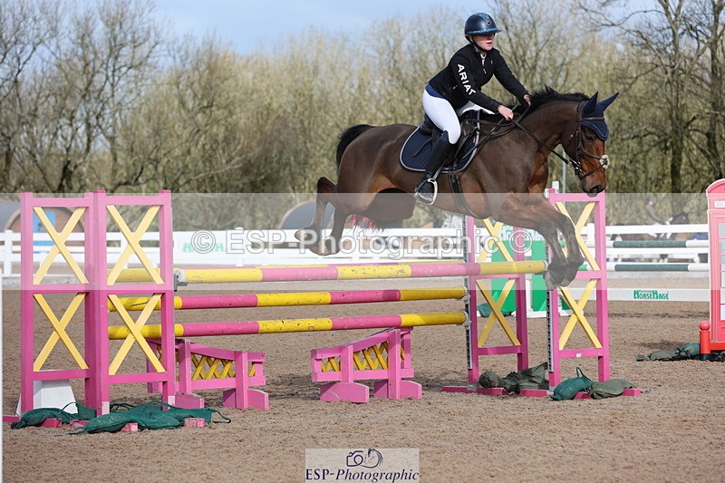 240223A-115054-00961 - Cls 4 Snr 1.05m Open