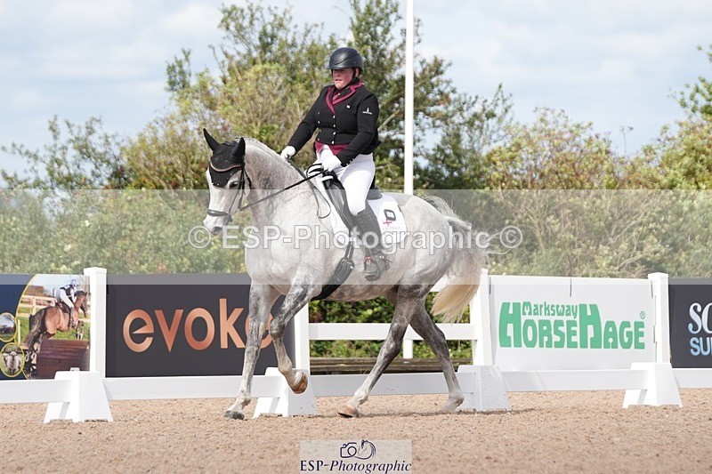 250906-124611-02448 - 071-Emma.ChapmanRoyal.Achiever