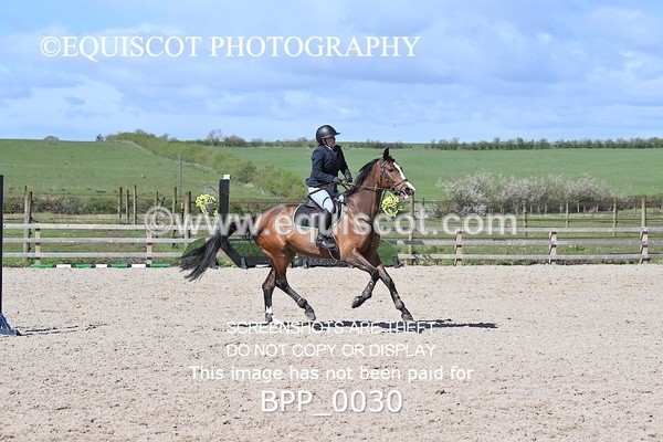 BPP_0030 - CLASS 19 SUN Senior British Novice/ 90cm Open