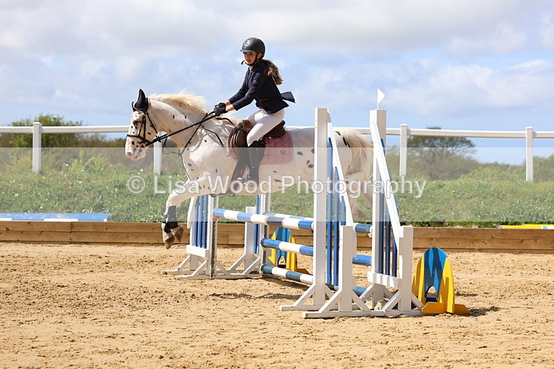 3E7A7273 - Class 8: 80cm Junior