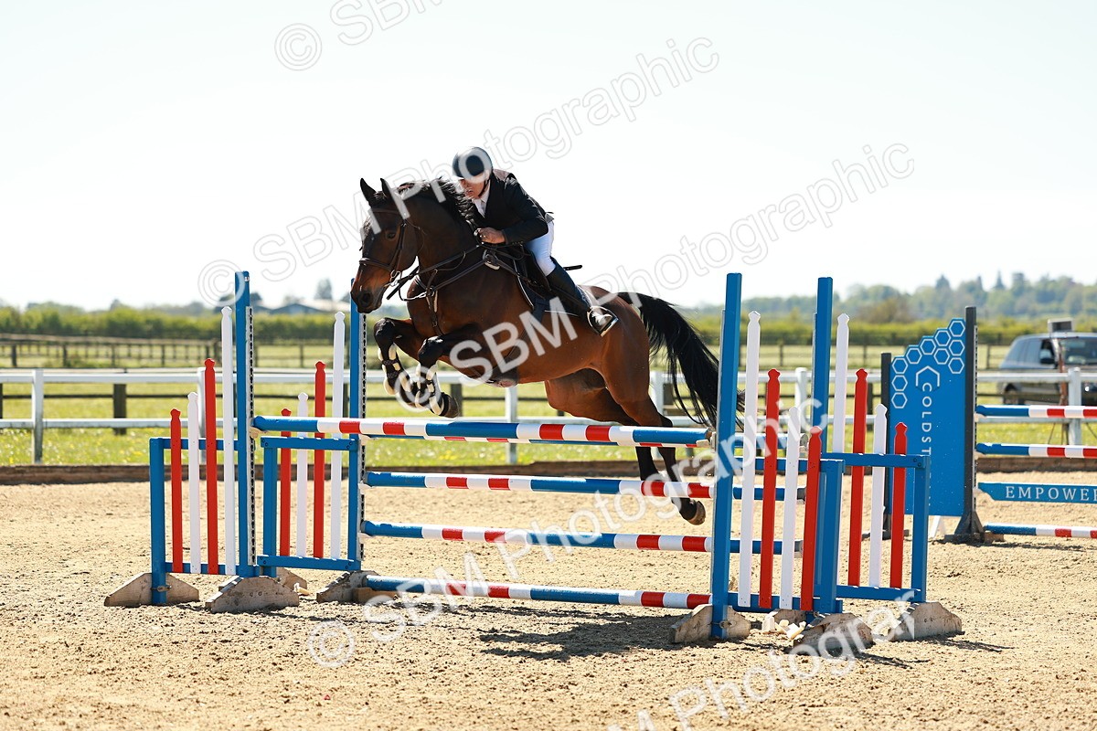 SBM_001164 - Class 4 - Senior Newcomers 1.10m