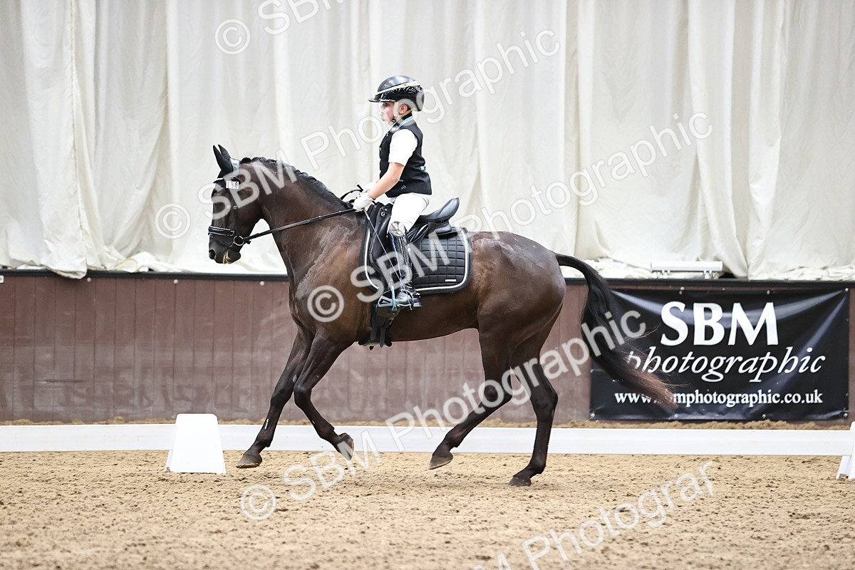 SBM_001475 - Novice 4 - 11.15-13.22