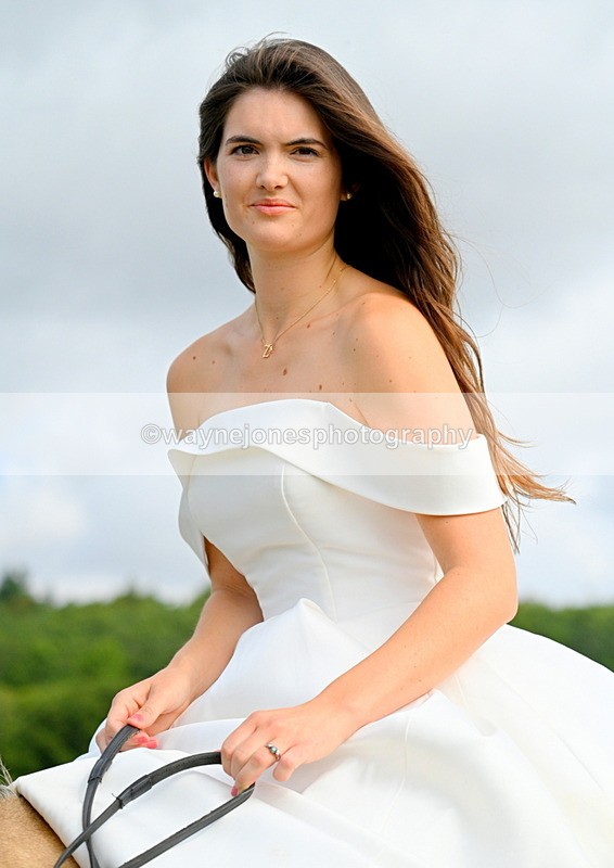 WJ7_6190-001 - Zoe & Fred Wedding Dress Shoot 09-08-25