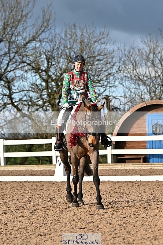 241214-131641-02368 - 106-Tyler.Bradshaw-Mexx