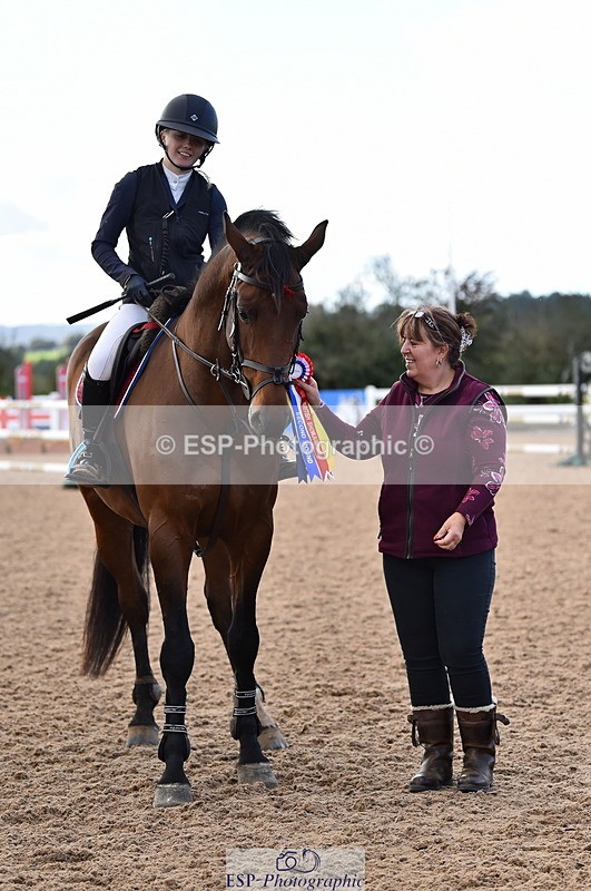 231014A-145442-05381 - Cls 15 1.05m Amateur Q 2nd R