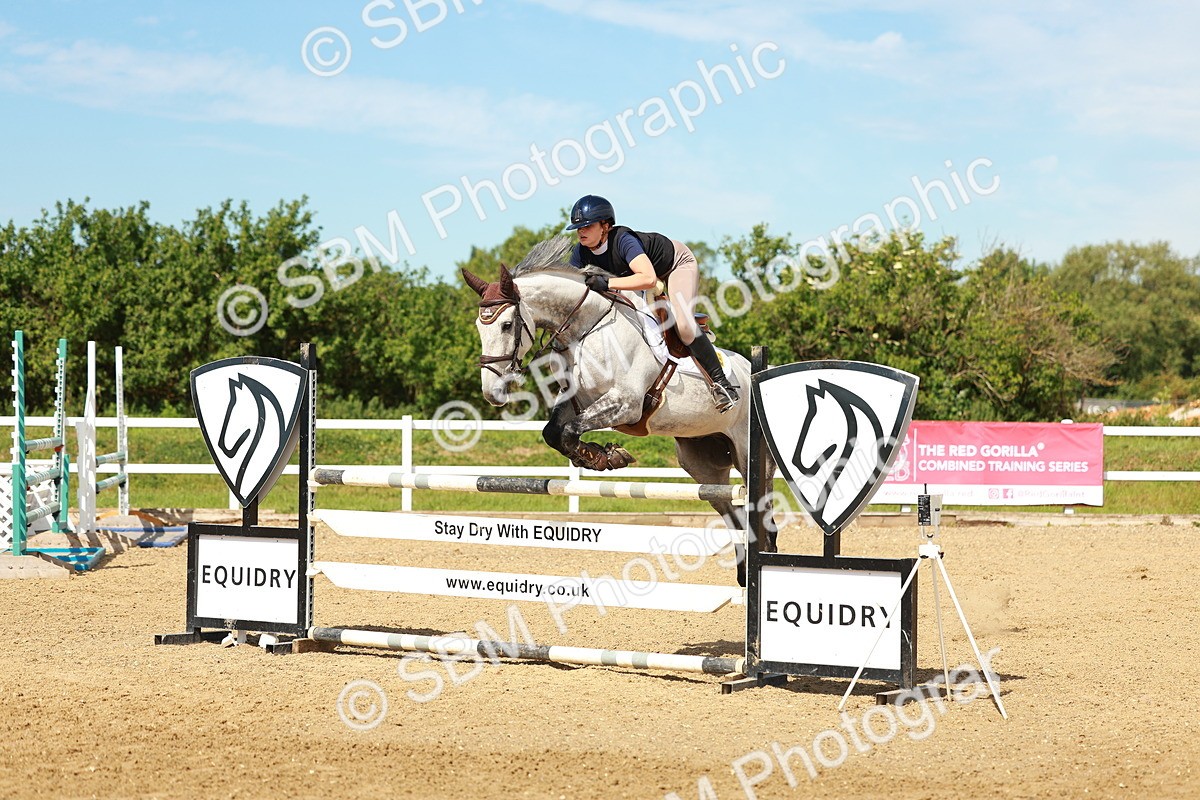 SBM_002595 - Class 4 - Senior Newcomers - 1.10m