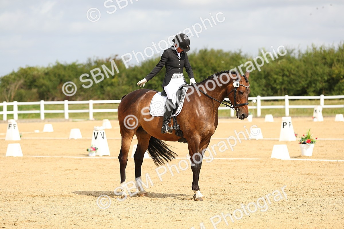 SBM_015676 - Class 13 - Novice 23 - 9.54-11.04