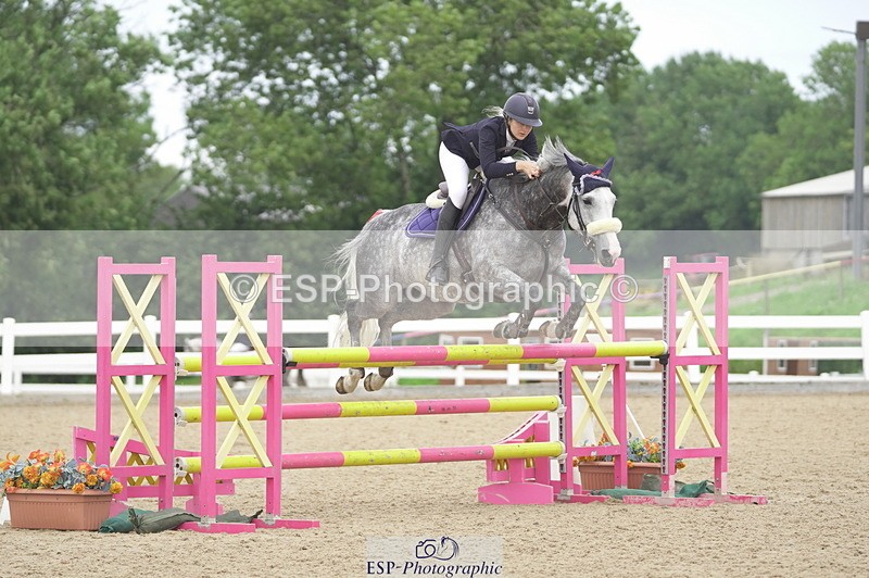 230810A-134906-02527 - Cls 4 1.05m Amateur Quali