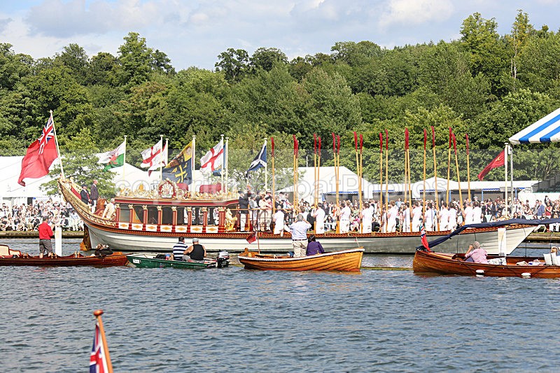 140706 GLORIANA ROYAL BARGE WT7A0279 - HENLEY ROYAL REGATTA - SUNDAY 6th July 2014