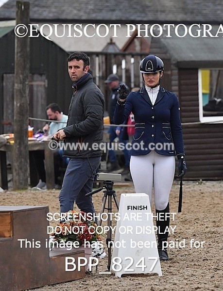 BPP_8247 - CLASS 19 SAT CLASS 19 SAT Senior Newcomers/ 1.10m Open
