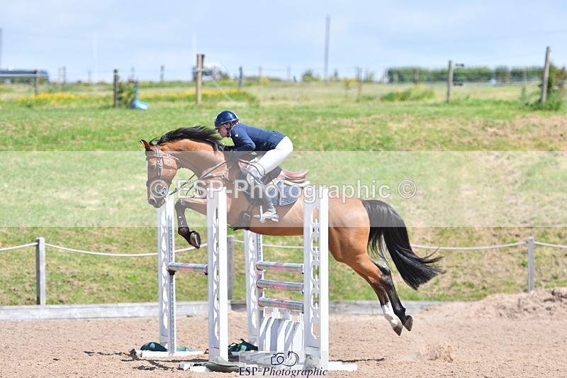 240609A-124623-05338 - Cls 18 Snr Newcomers and 1.10m Open