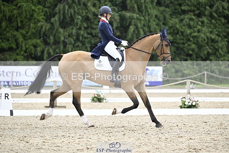 000101-200935-04089 - 418-REHY_DJ-Yasmin_Ingham