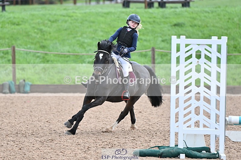 231029A-093900-02467 - 60cm Club and Schools