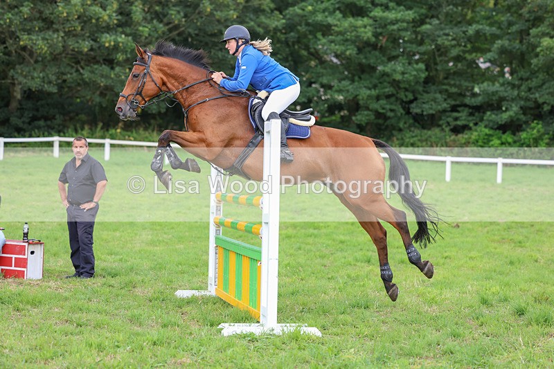 3E7A8173 - Class 7: Senior Newcomers/1.10m open