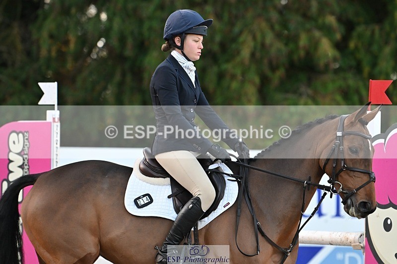 231022-091754-22877 - 214-LIGHT.TOUCH-Liv.Irby-SJ