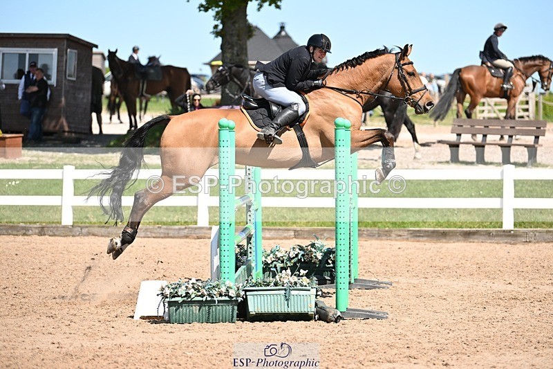 250510-144804-11826 - Cls 23 1.05m Amateur Quali
