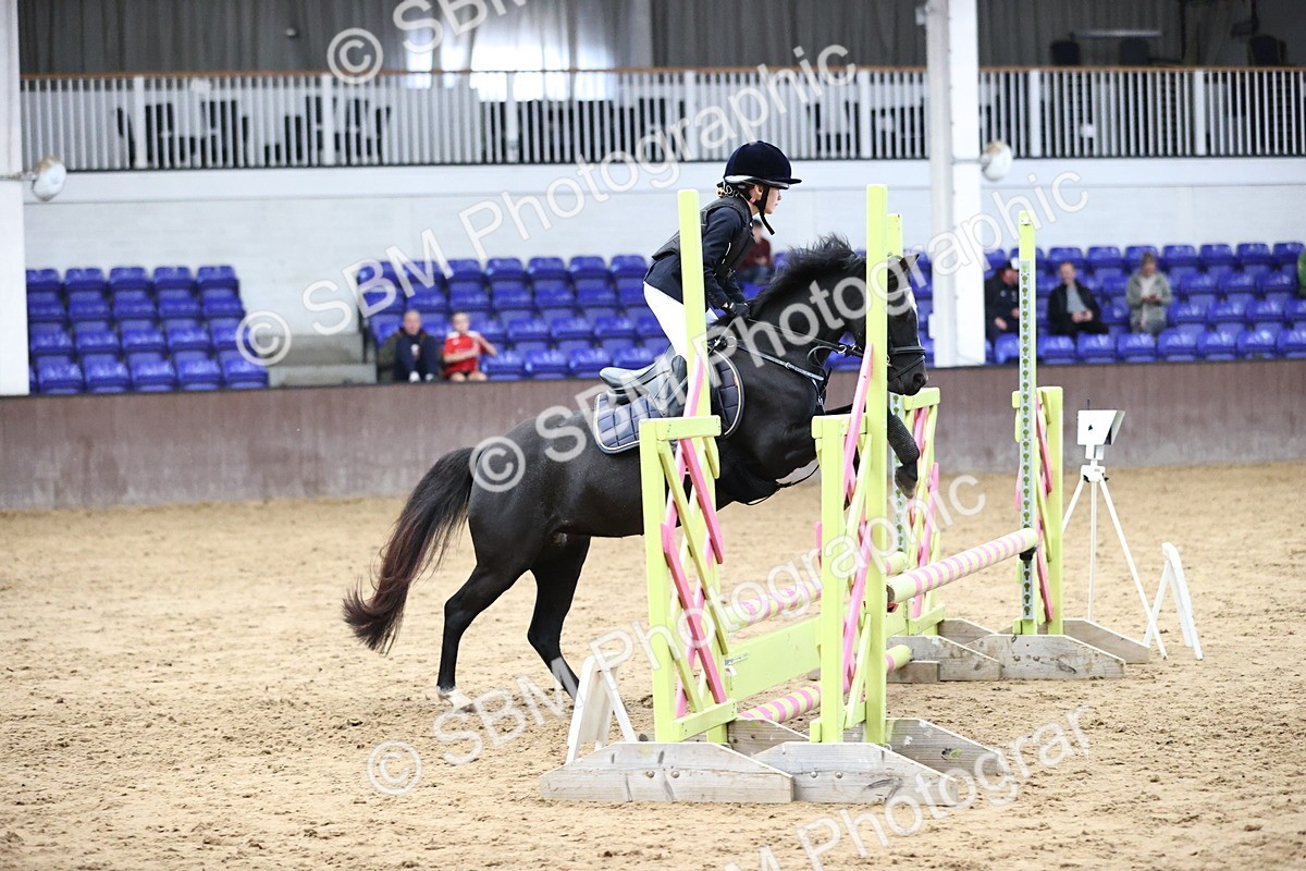 SBM_001623 - Class 5 - Henlow Veterinary Hospital 70cm