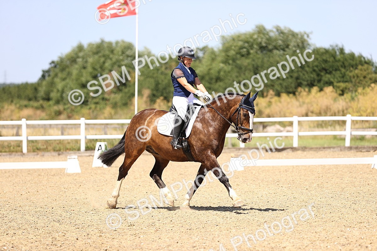 SBM_010665 - Novice 5 - 11.20-12.23