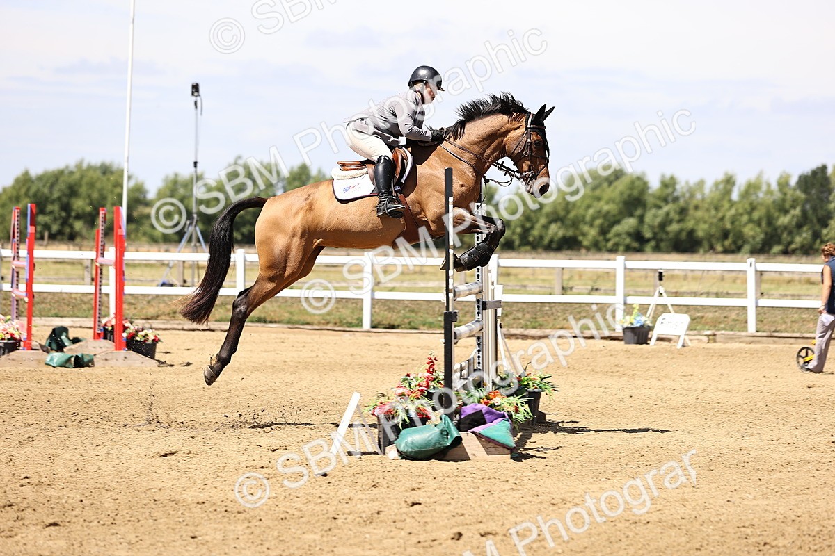 SBM_010057 - Class 9 - Senior Foxhunter - 1.20m Open