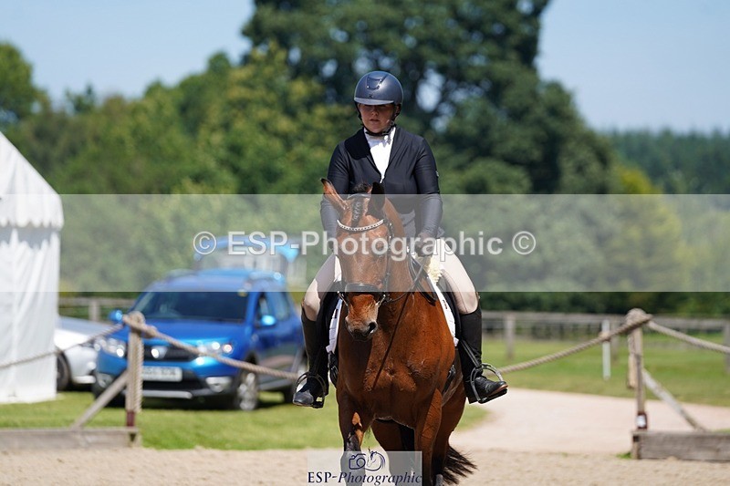 240719-114934-01320 - 279-Philippa_James-Lily_ley