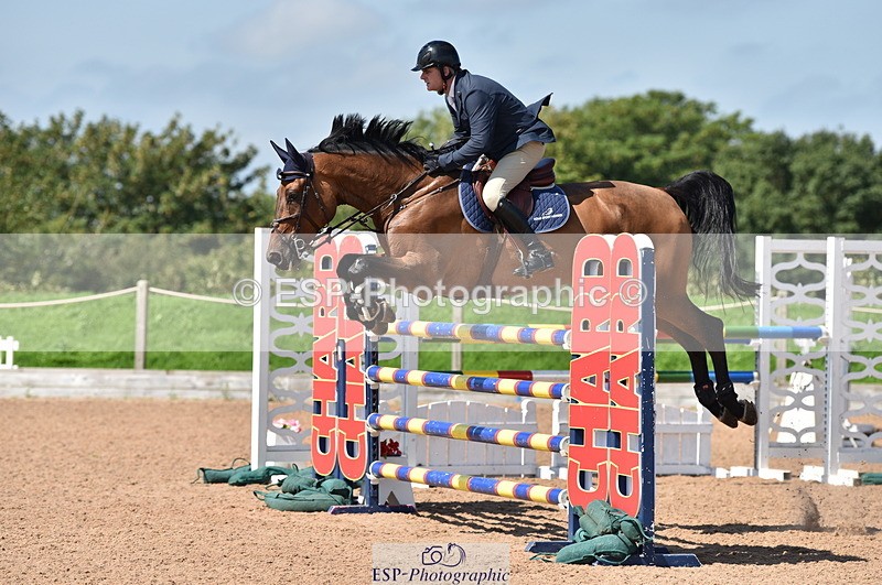 230810A-114244-00928 - Cls 9 Foxhunter