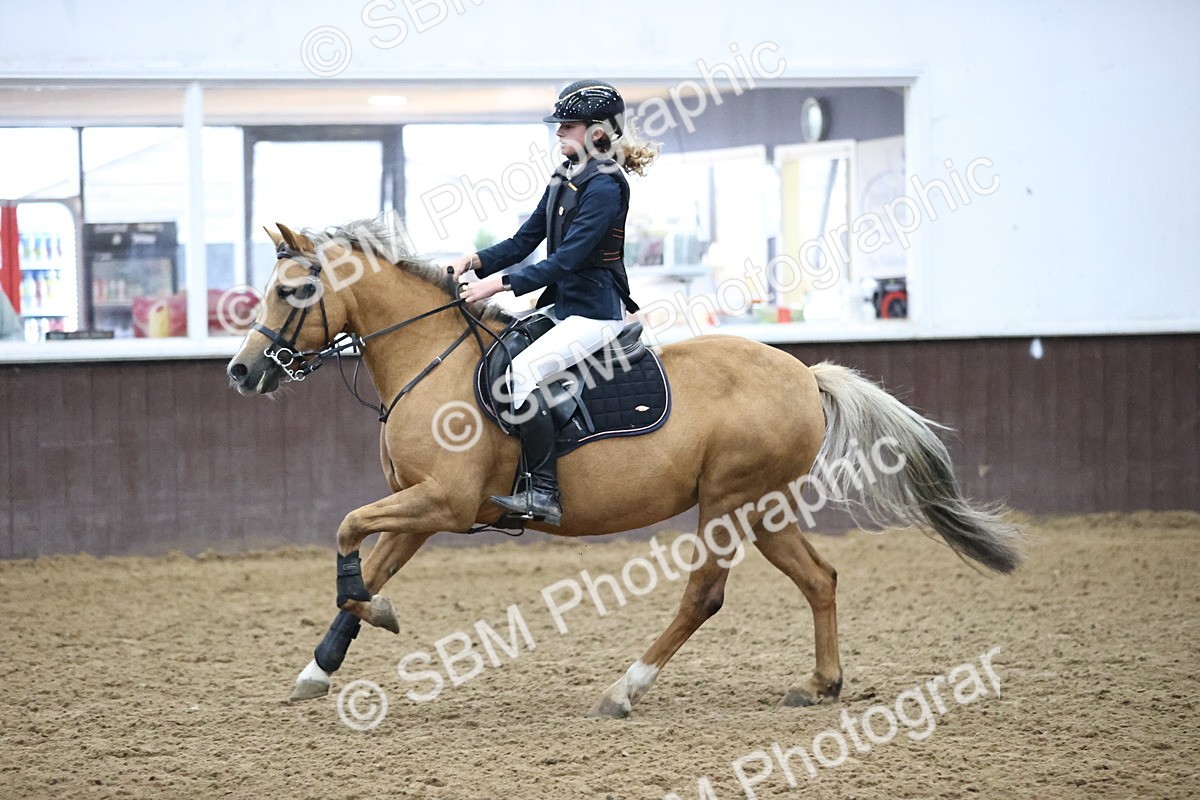 SBM_000103 - Class 1 - Pony Intro 70cm Open