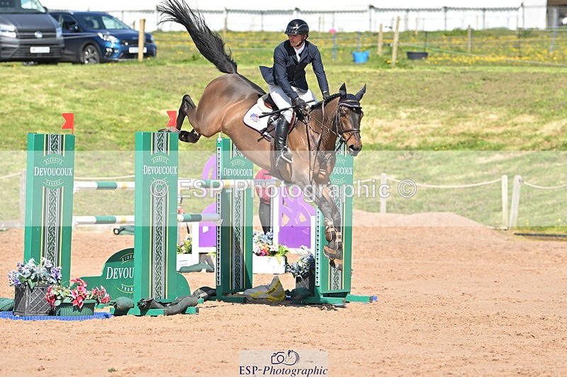 240420A-145818-11915 - Cls 7, 2 Star Medium Tour 1.35m