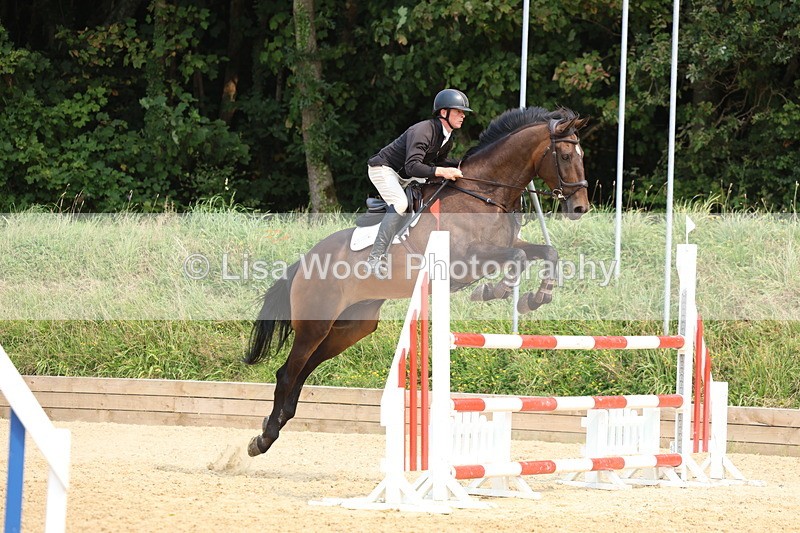 3E7A2593 - Class 8: Senior Newcomers/1.10m open