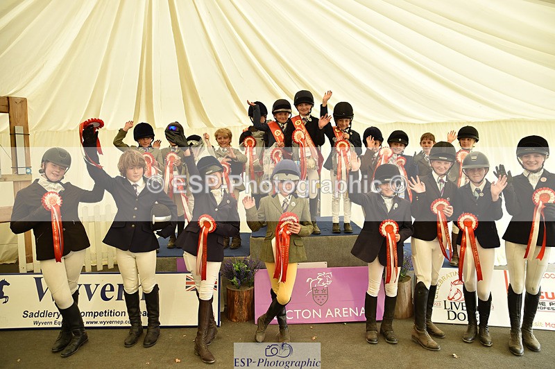 240823X-151200-17984 - 60cm Presentations