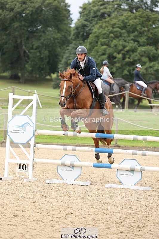 240817-141018-01744 - 05A Snr Newc