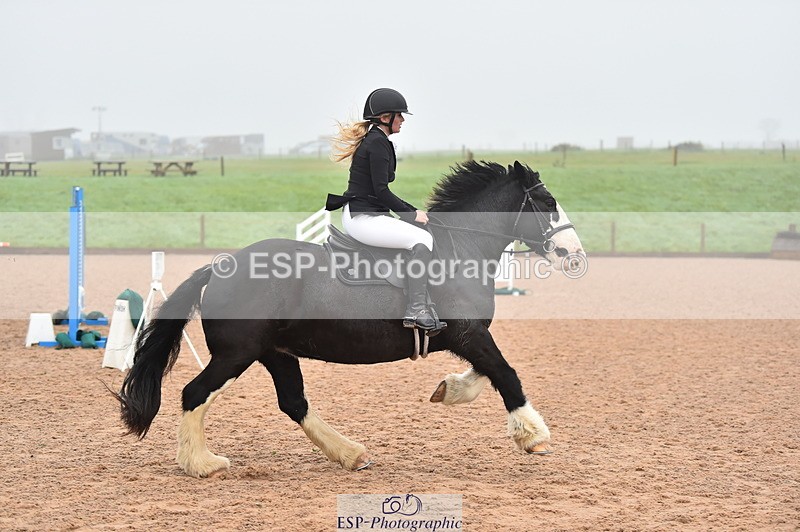 231118A-085430-00671 - Cls 16+17 Club and Schools 60cm