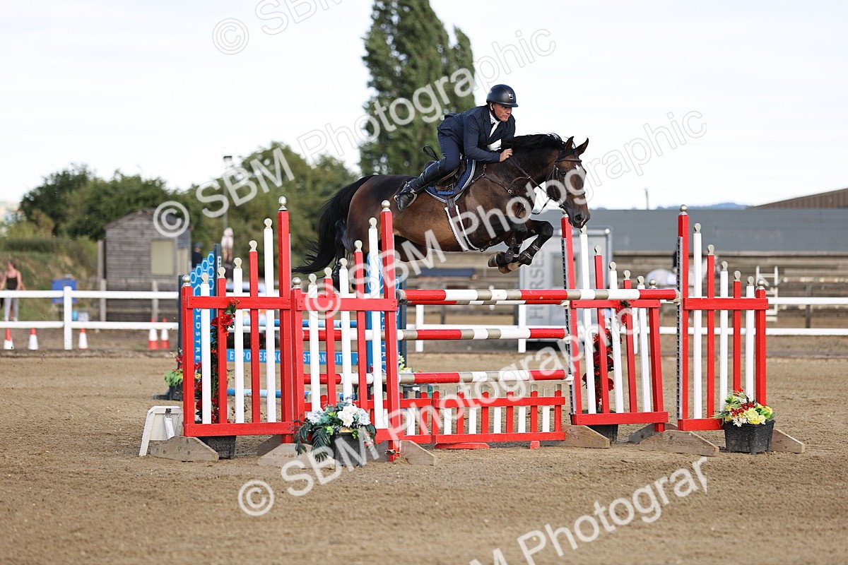 SBM_012368 - Class 11 - National 1.40m Open