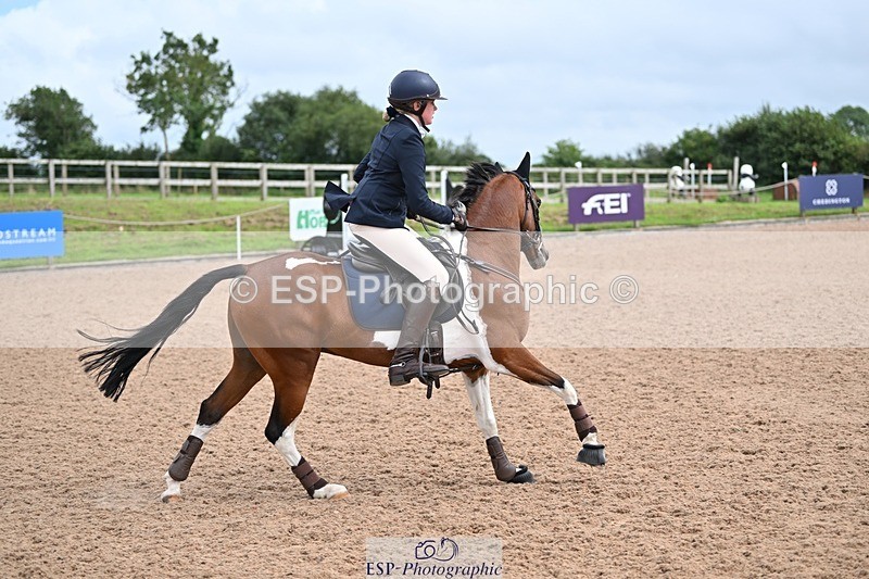 240813-155032-00095 - Clear round & 60cm