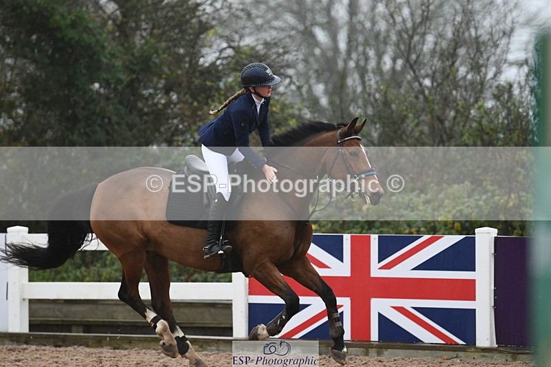 241103A-102535-07460 - SUN Cls 21 Snr Newcomers and 1.10m Open