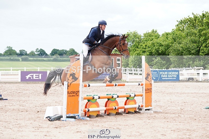 250525-115436-09310 - Cls 33 A&B Snr Disc & 1.00m Open