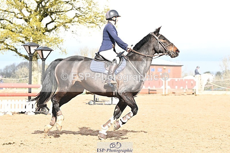 250416-100915-00222 - Cls 1 British Novice and 90cm