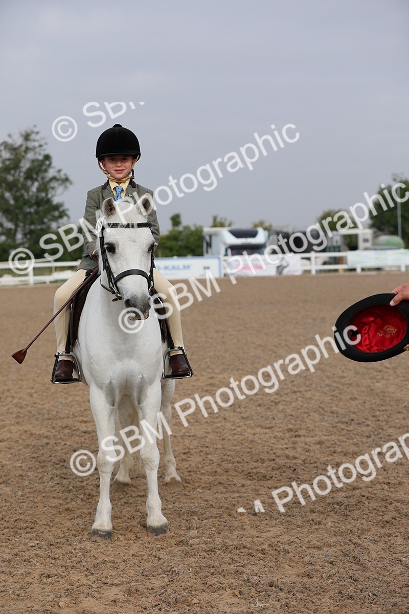 SBM_09681 - Class 301 Ridden M&M -Small Breeds