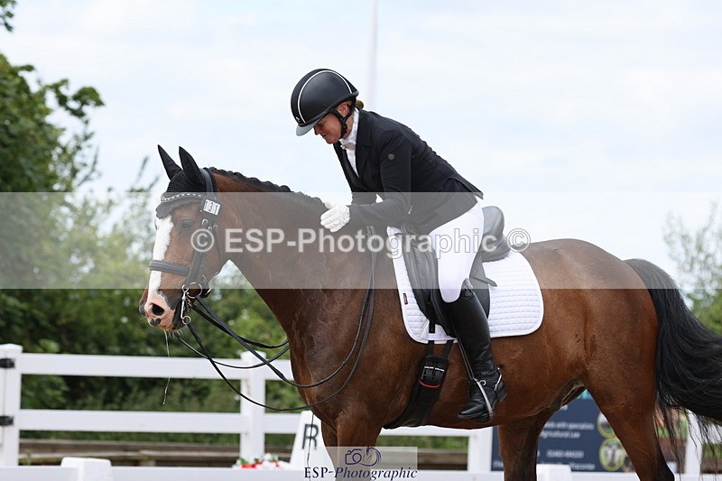 240622A-143706-13546 - Cls 33 BD Medium 73