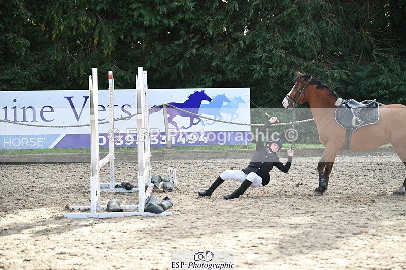 251004A-144917-01541 - Classes 8 & 9 70cm