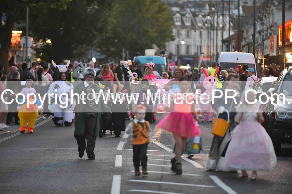 SH4_4024 - Carnival Procession.
