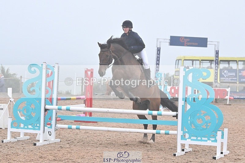 240813-193110-00947 - Classes 7 A&B 90cm