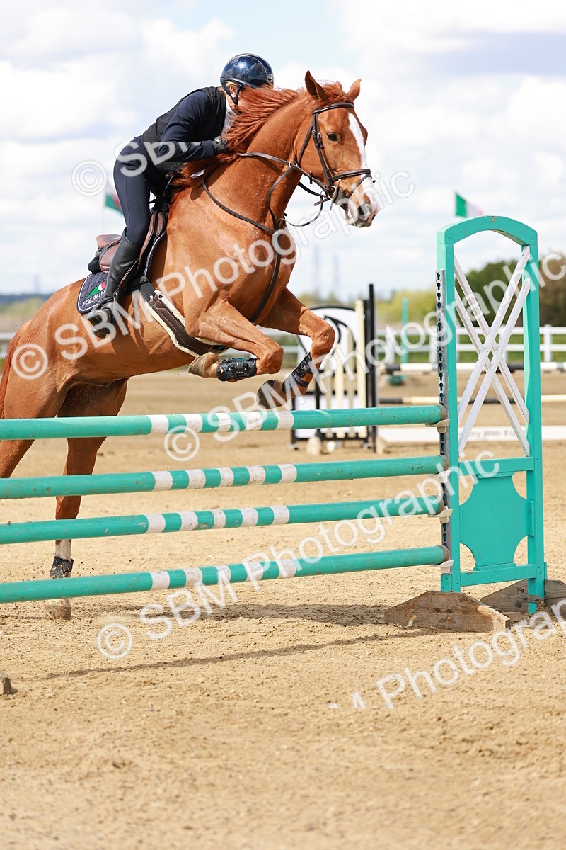SBM_001884 - Class 4 - Senior Newcomers - 1.10m
