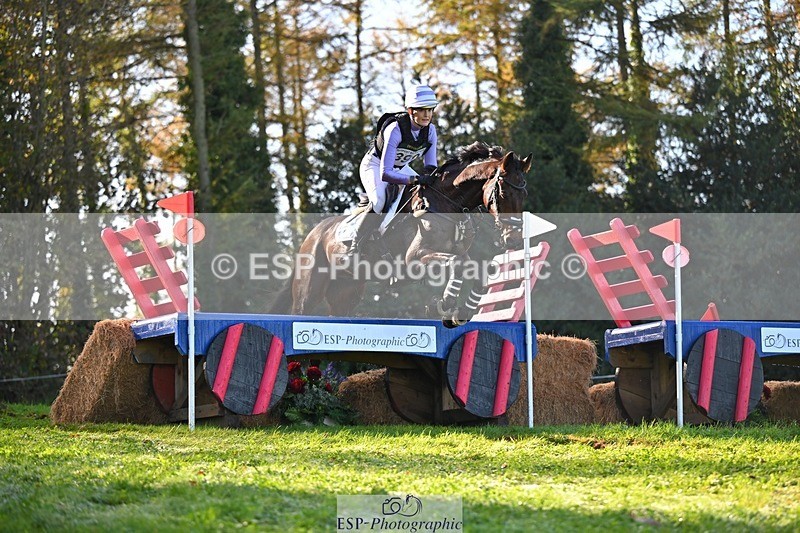 241026-115630-13016 - 390-Pippa.Howell-Phippard-NO.LIMIT.II